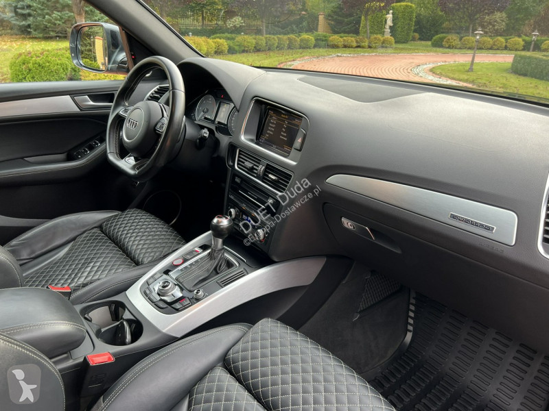 Véhicule utilitaire Audi SQ5