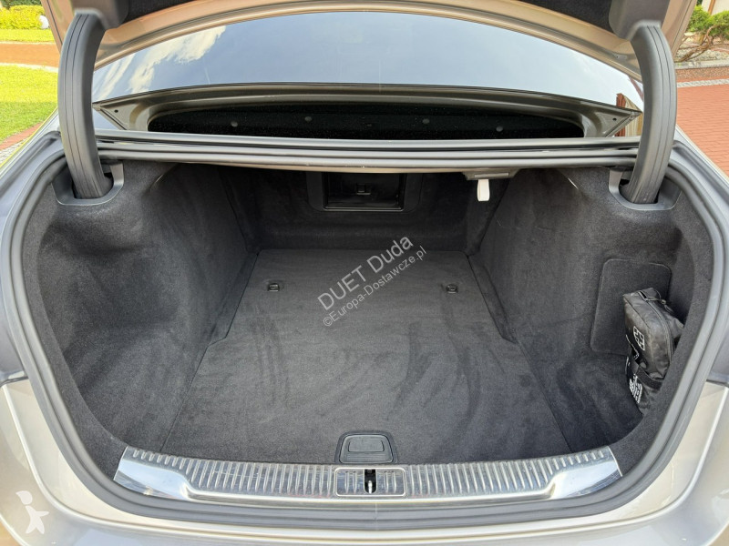 Autoutilitară Mercedes S 400