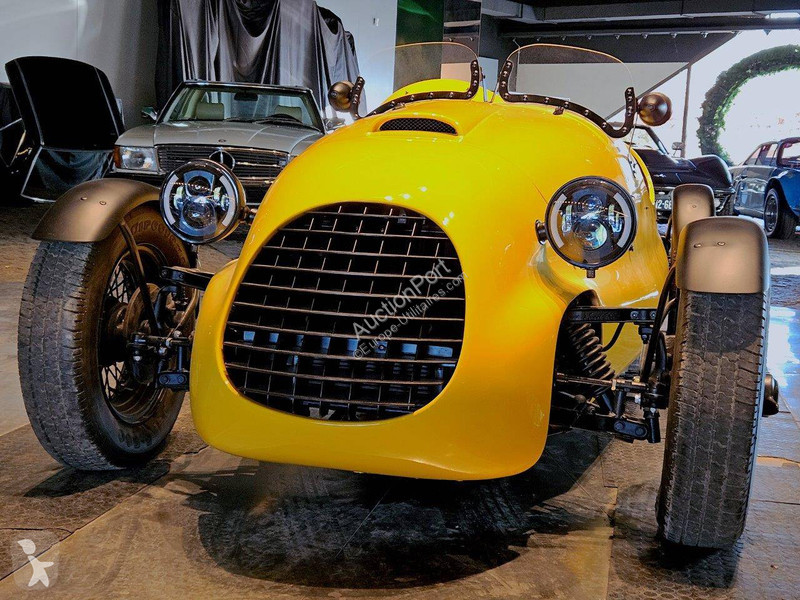 Véhicule utilitaire Ferrari  Vintage Racer...