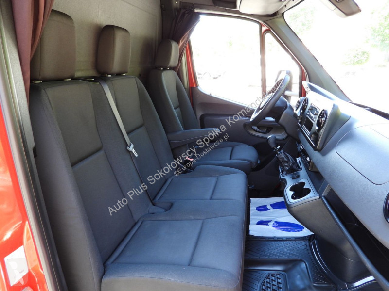 عربة نفعية Mercedes 23ASTER