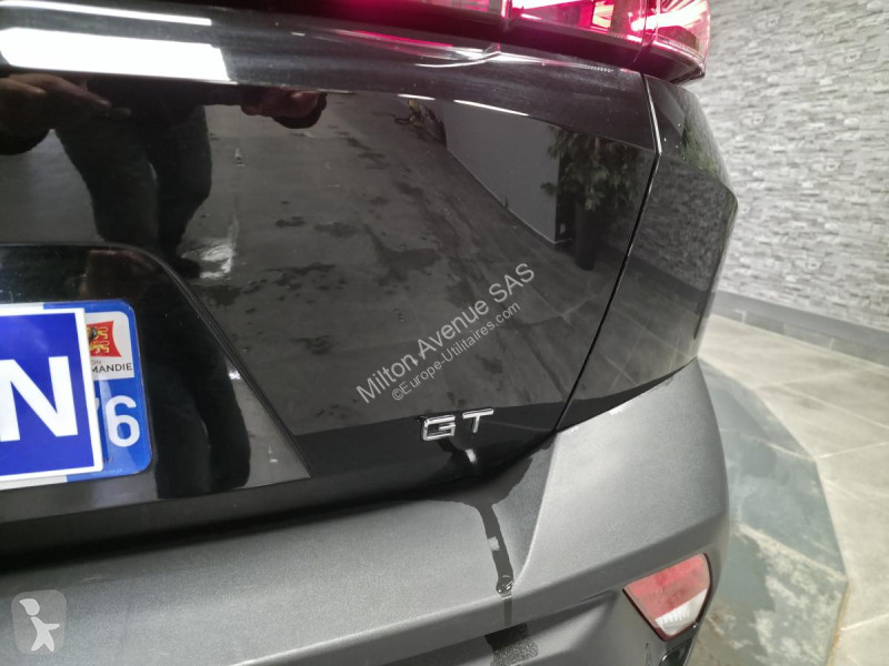 Furgoneta Peugeot 408 1.2i Hybrid -136 - BV...