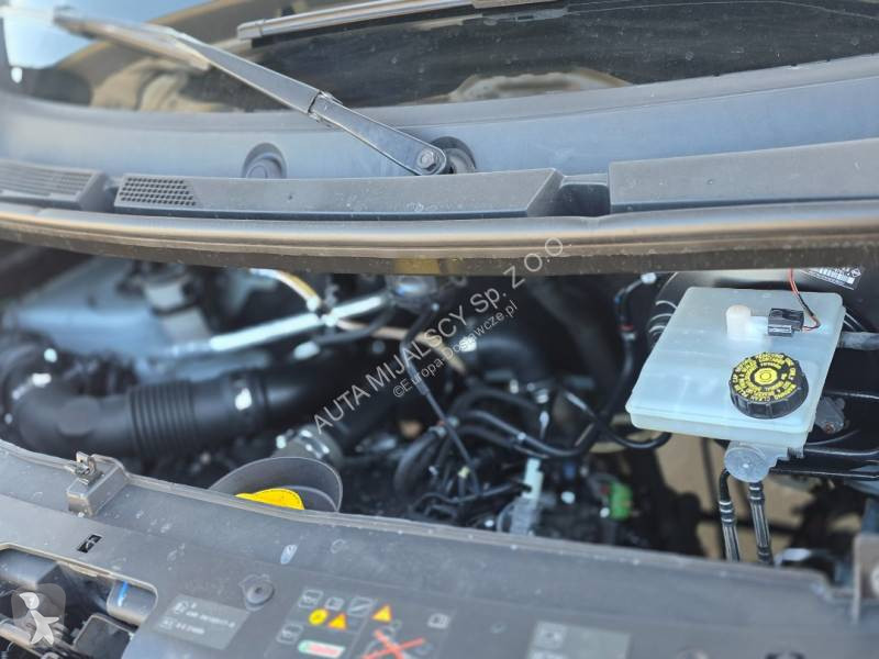 Samochód dostawczy Renault