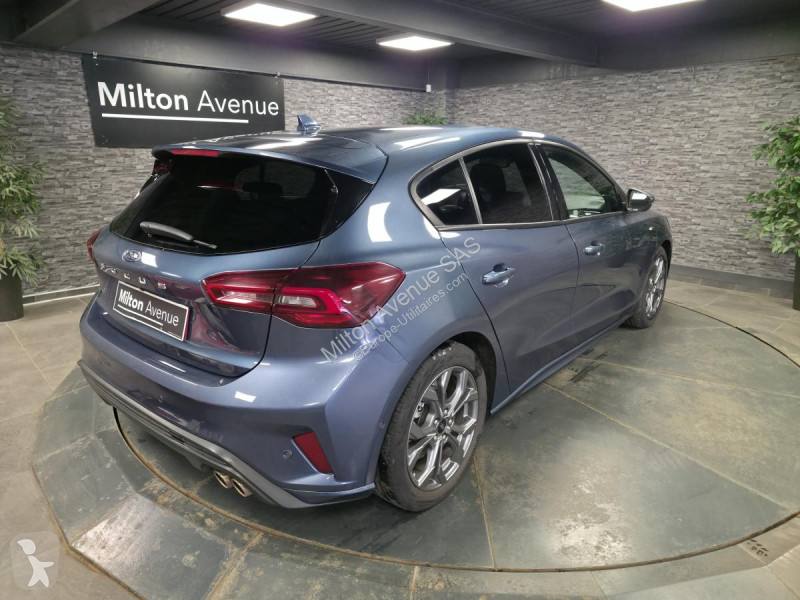 Véhicule utilitaire Ford FOCUS 1.0 EcoBoost...