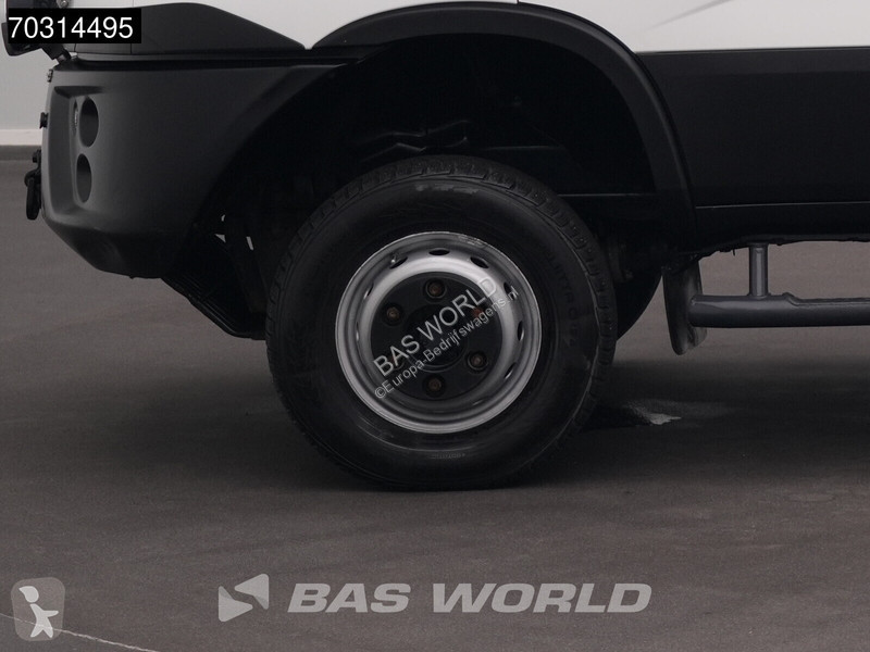 Samochód dostawczy Iveco 70C18 3.0L 4x4...