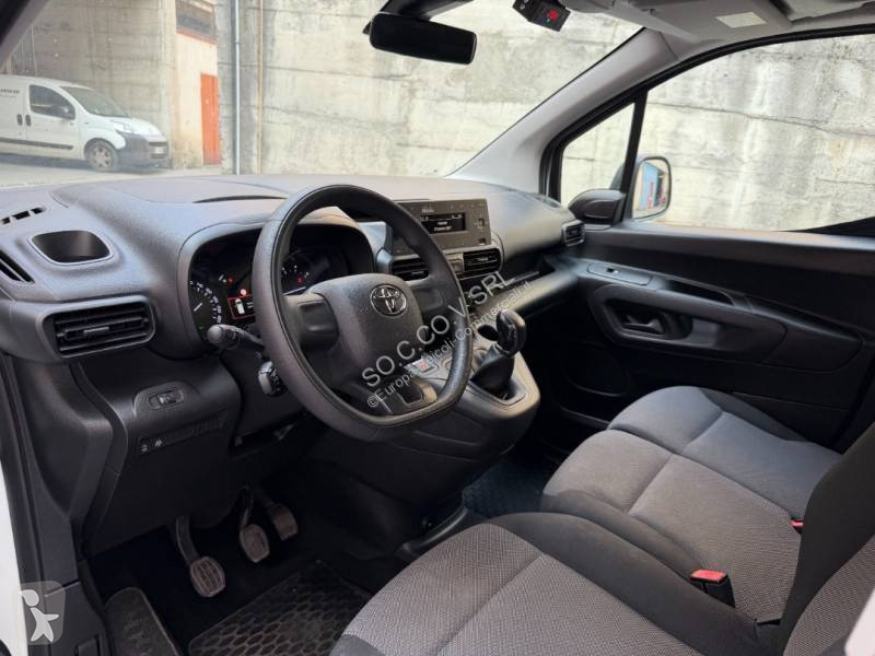 Furgoneta Toyota