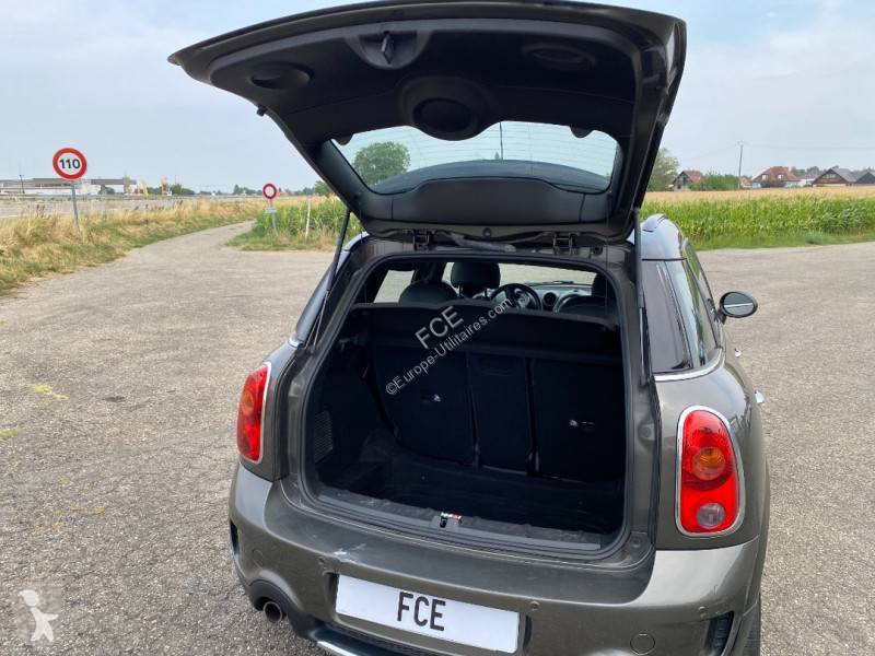 Samochód dostawczy Mini