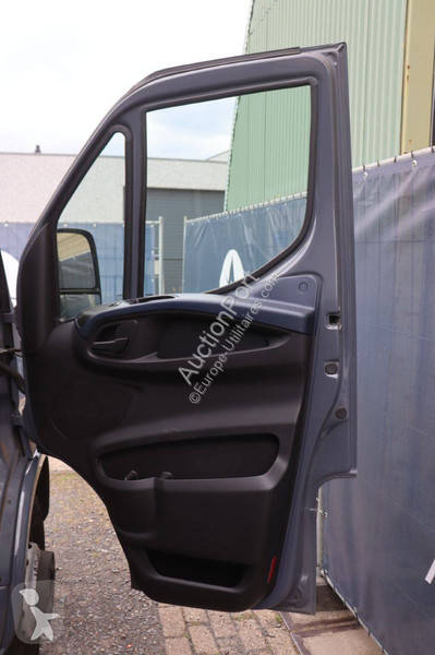 Furgoneta Iveco 70C18