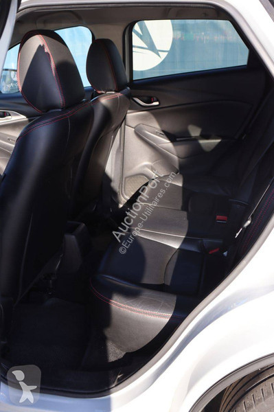 Samochód dostawczy Mazda  CX-3
