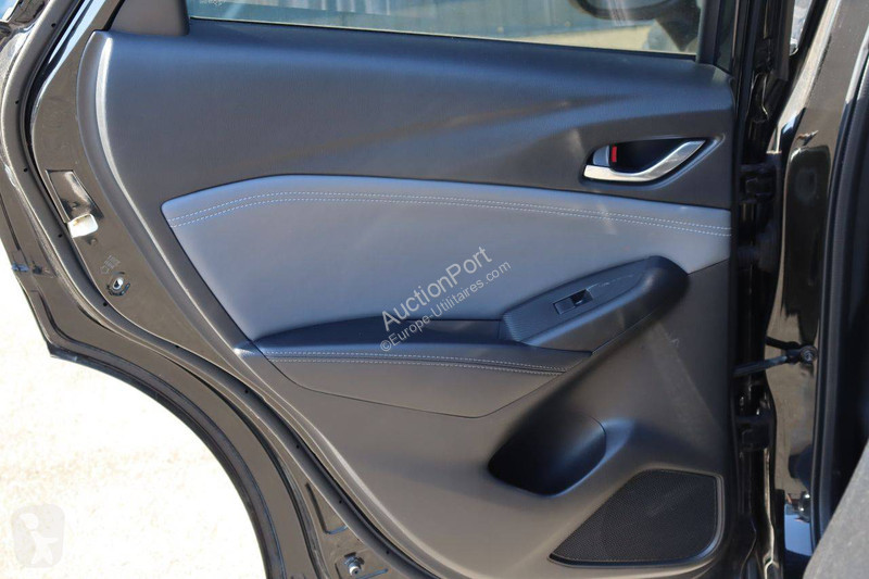 Samochód dostawczy Mazda  CX-3