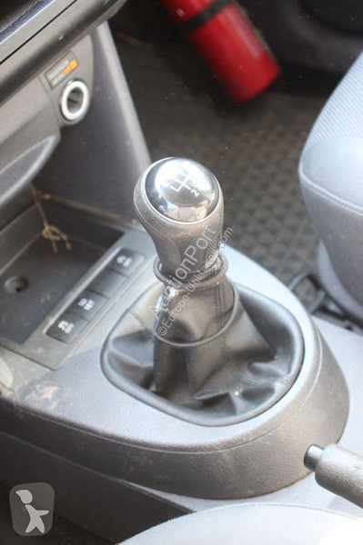 Furgoneta Volkswagen Kombi Maxi