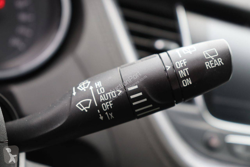 Véhicule utilitaire Opel