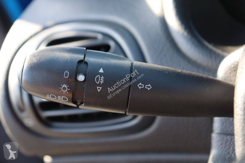Véhicule utilitaire Peugeot