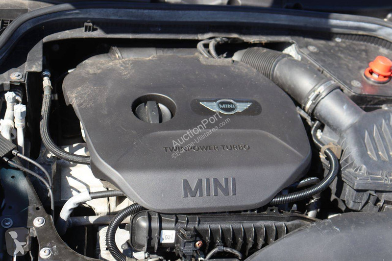 Mini One van
