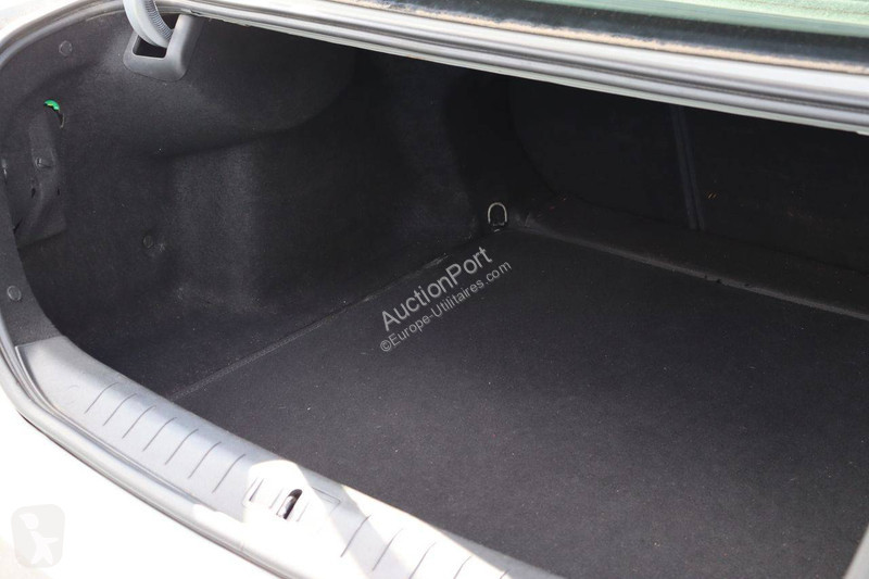 Haszongépjármű Renault  latitude