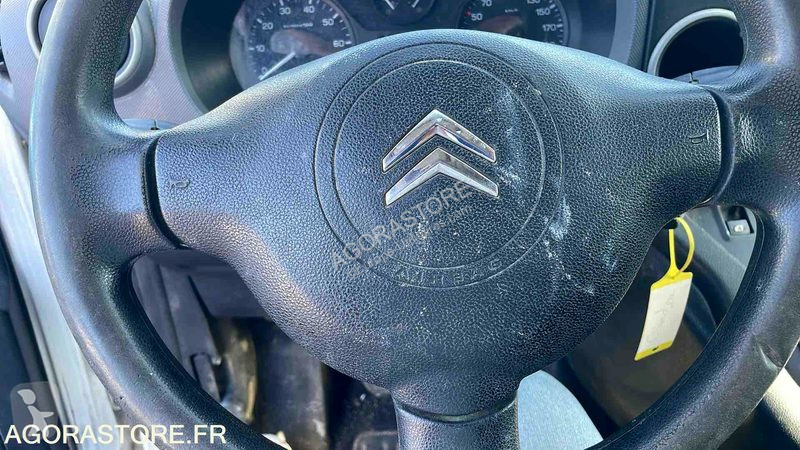Veículo utilitário Citroën BERLINGO