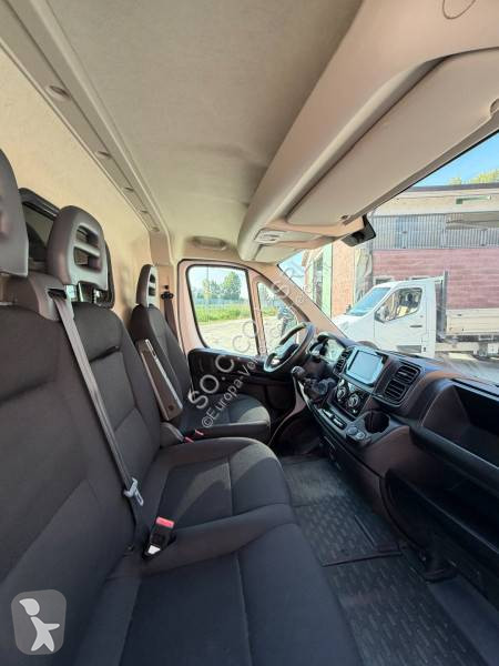 Furgoneta Fiat 2.2L 140 CV