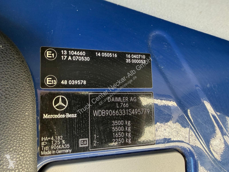 Véhicule utilitaire Mercedes 313 CDI 6 Sitze...
