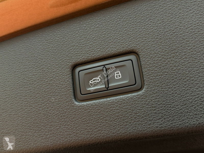 Véhicule utilitaire Audi RS Q8