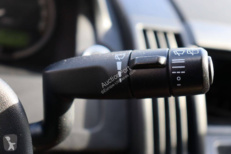 Véhicule utilitaire Land Rover HSE i6
