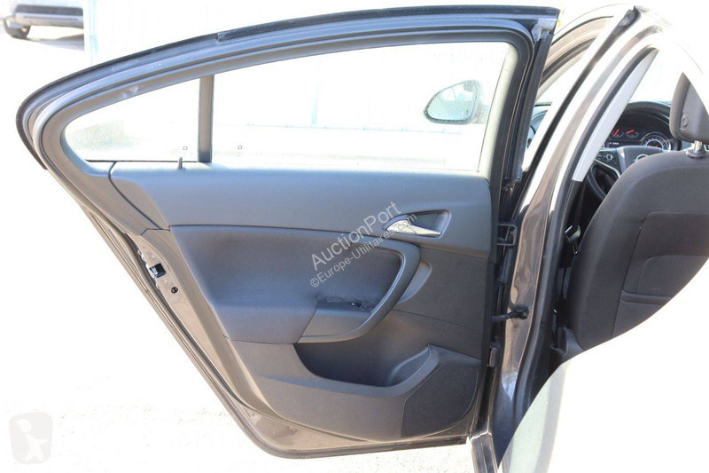 Véhicule utilitaire Opel
