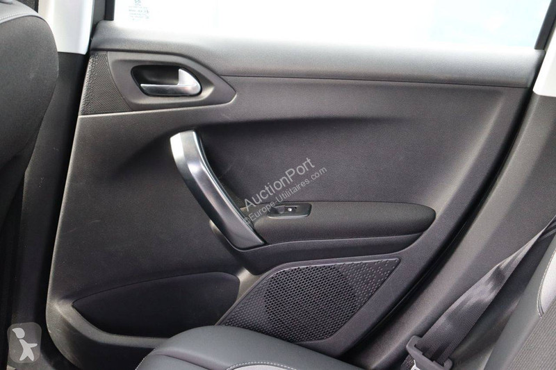 Véhicule utilitaire Peugeot
