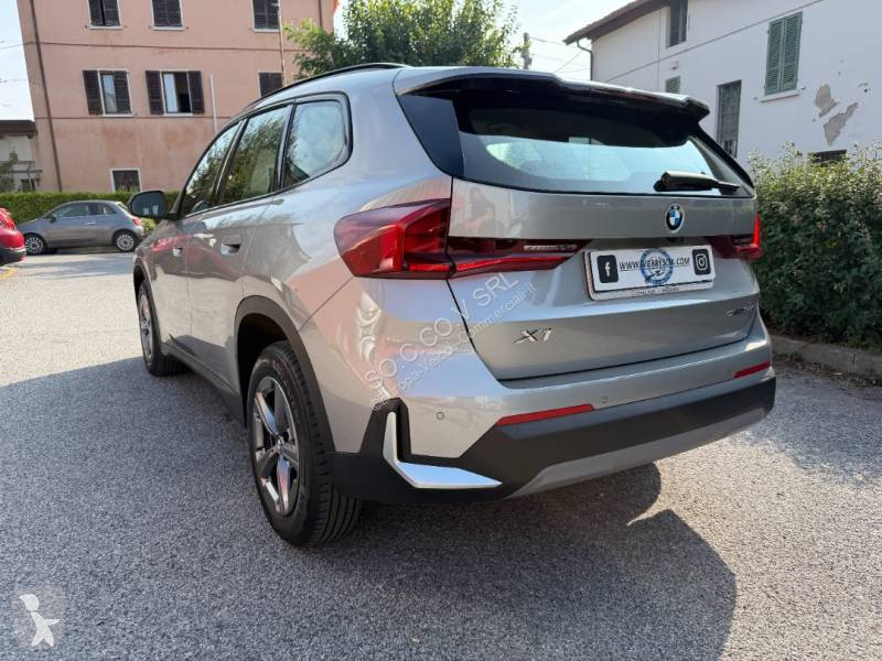 Véhicule utilitaire BMW
