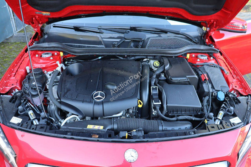 Bedrijfswagen Mercedes D GLA