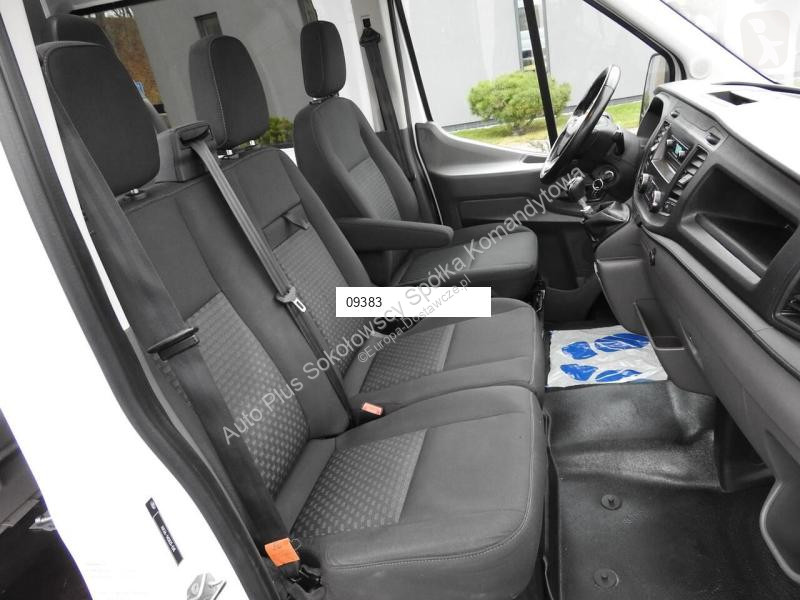 Véhicule utilitaire Ford TRANSIT FURGON...