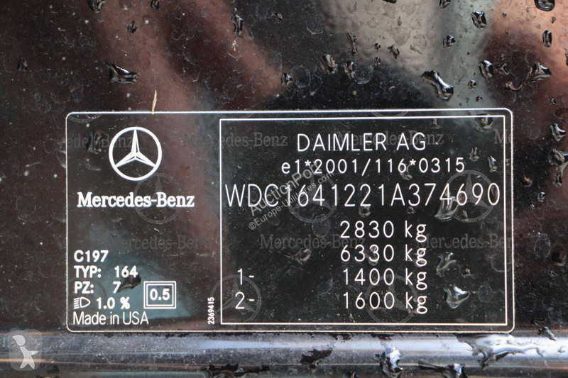 Véhicule utilitaire Mercedes 4 MATIC M-Klasse