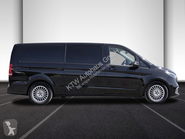 Bedrijfswagen Mercedes