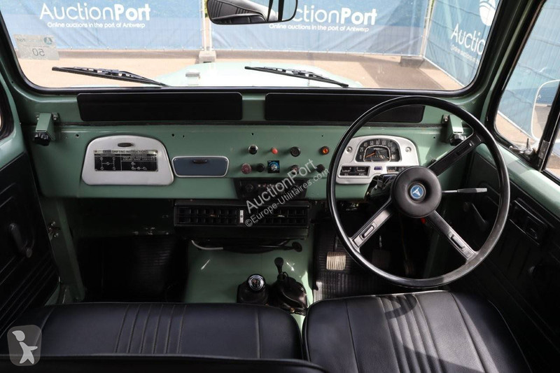 Furgoneta Toyota FJ40