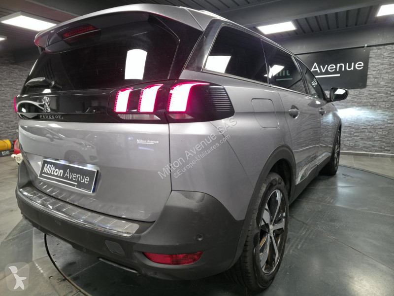 عربة نفعية Peugeot 5008 1.5 BlueHDi - 130 - BV...