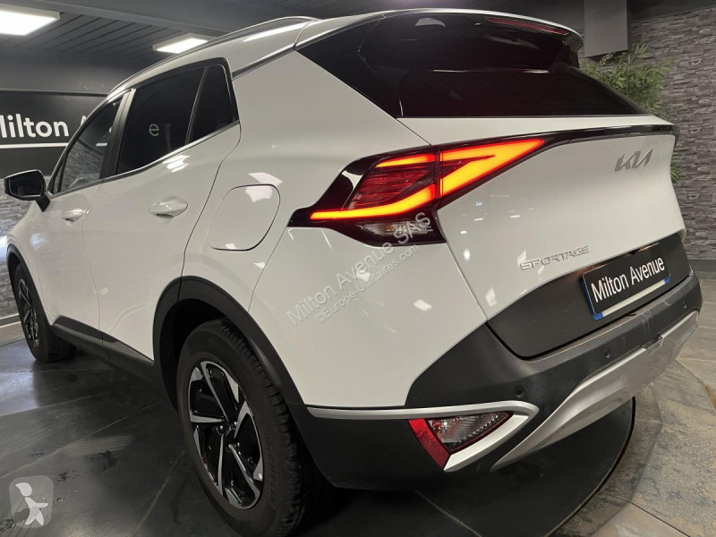 Samochód dostawczy KIA SPORTAGE 1.6 T-GDi MHEV...