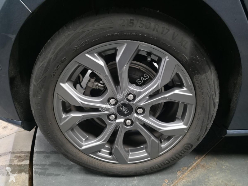 Véhicule utilitaire Ford FOCUS 1.0 EcoBoost...