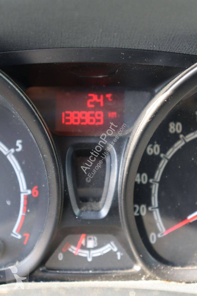 عربة نفعية Ford
