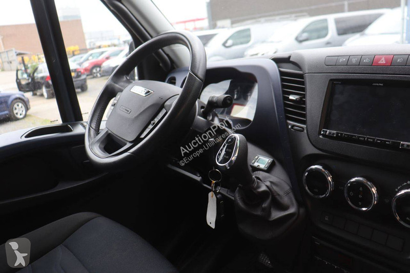 Furgoneta Iveco 70C18