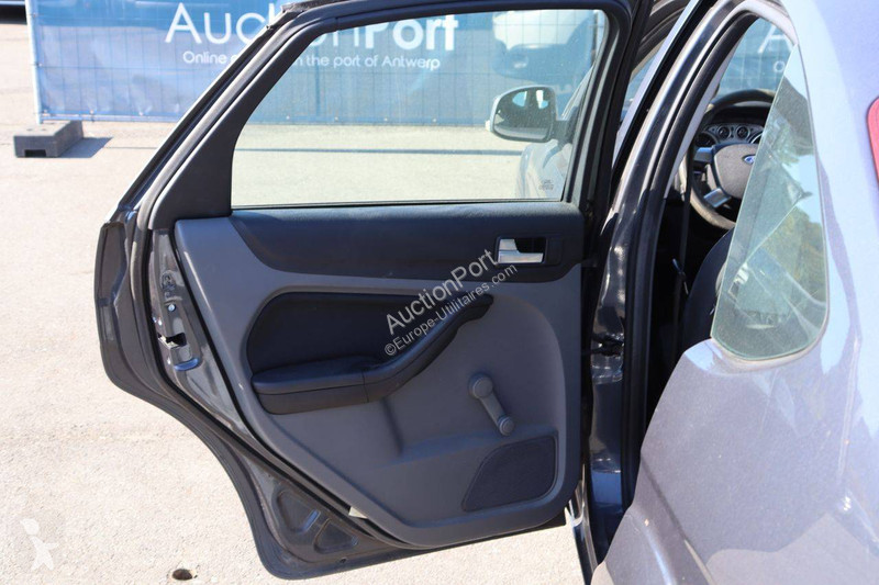 Véhicule utilitaire Ford