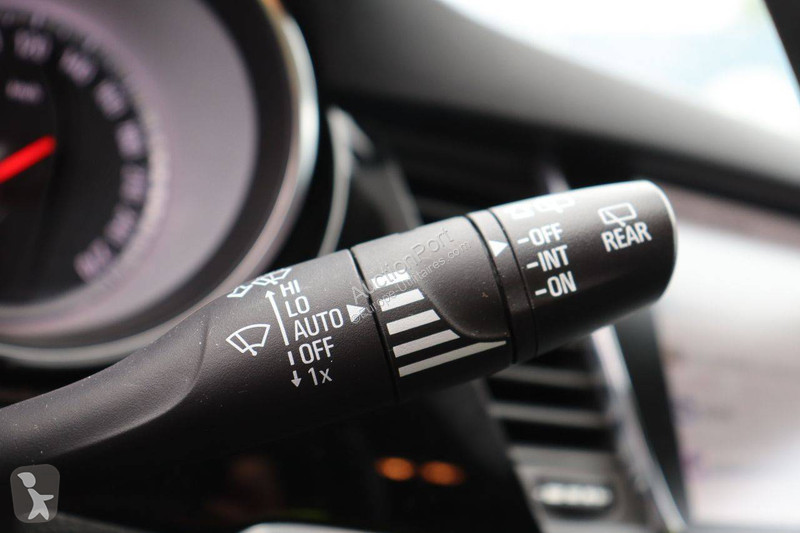 Véhicule utilitaire Opel