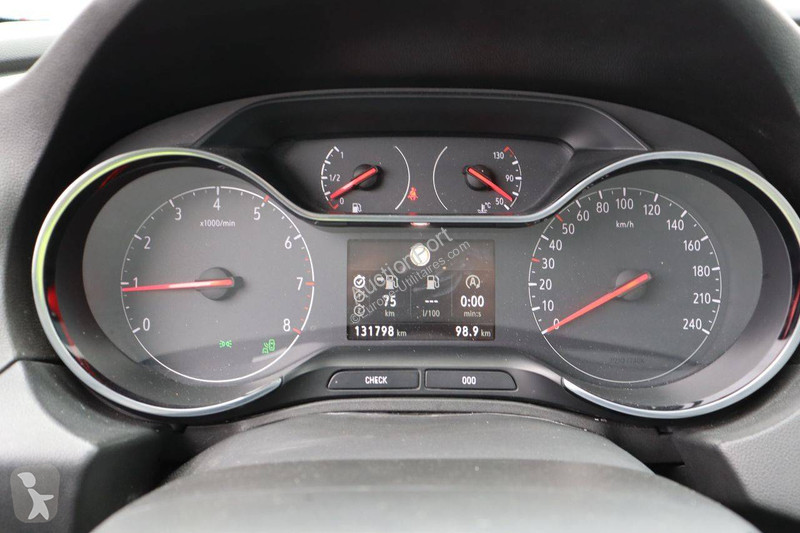 Véhicule utilitaire Opel