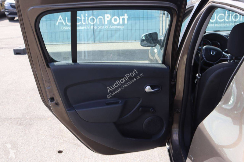 Véhicule utilitaire Dacia