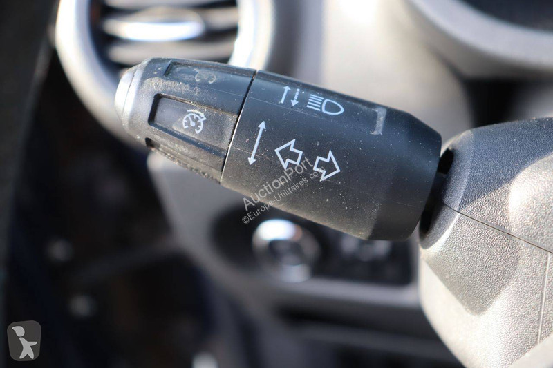 Véhicule utilitaire Opel