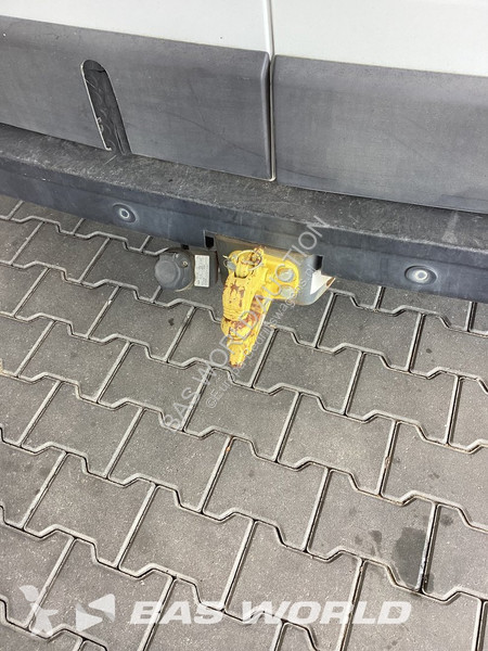 Furgoneta Renault 135PK