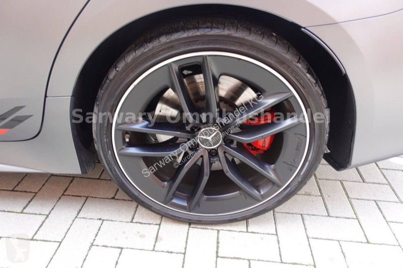Комерційні автомобілі Mercedes Limited Edition...