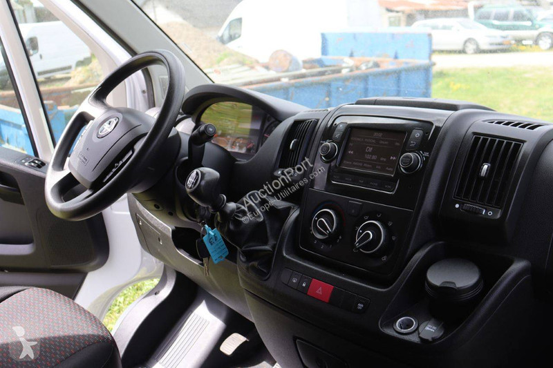 Furgoneta Opel