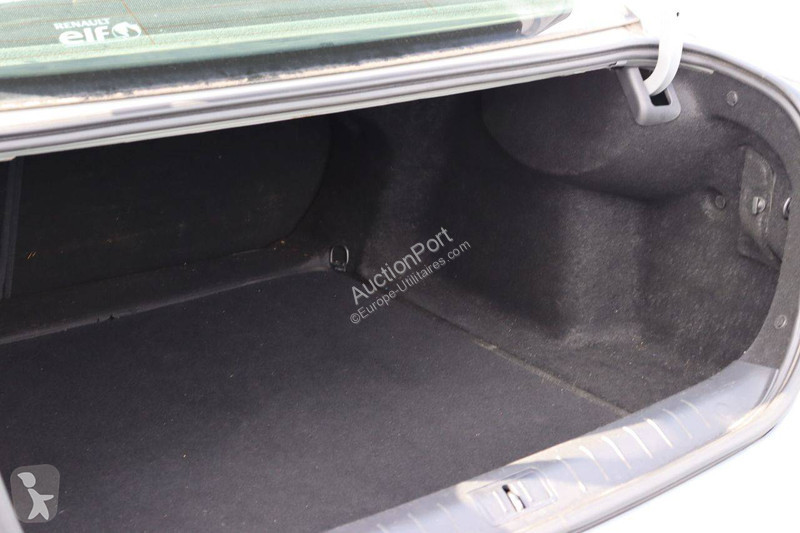 Haszongépjármű Renault  latitude