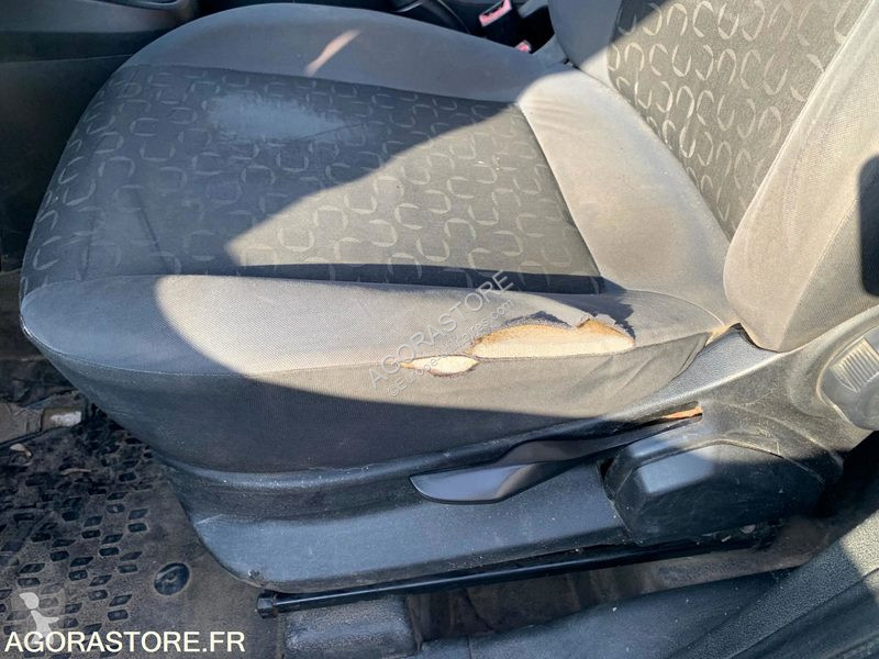 Véhicule utilitaire Fiat DOBLO