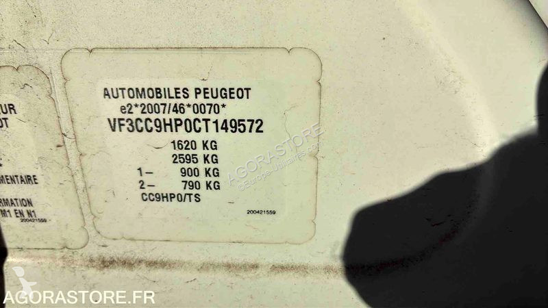 Véhicule utilitaire Peugeot 208