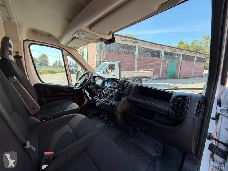 Furgoneta Fiat 2.2L 140 CV
