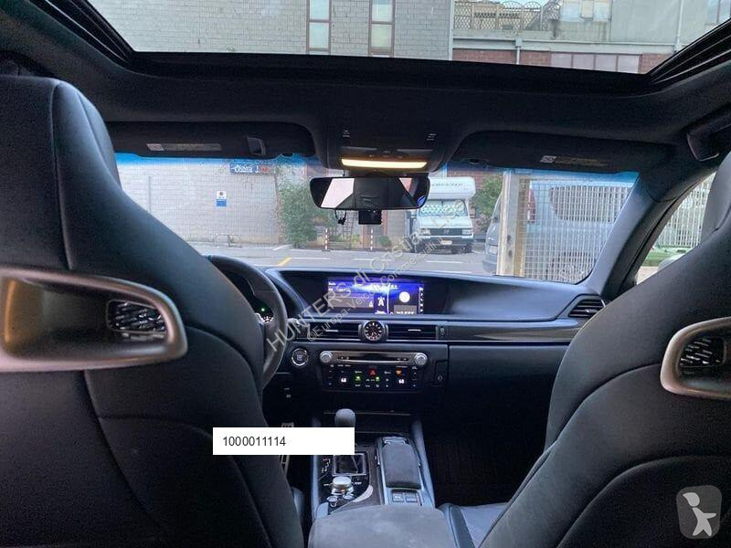 Autoutilitară Lexus GS