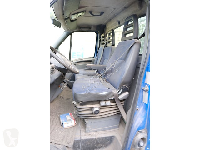 Véhicule utilitaire Iveco 40C35